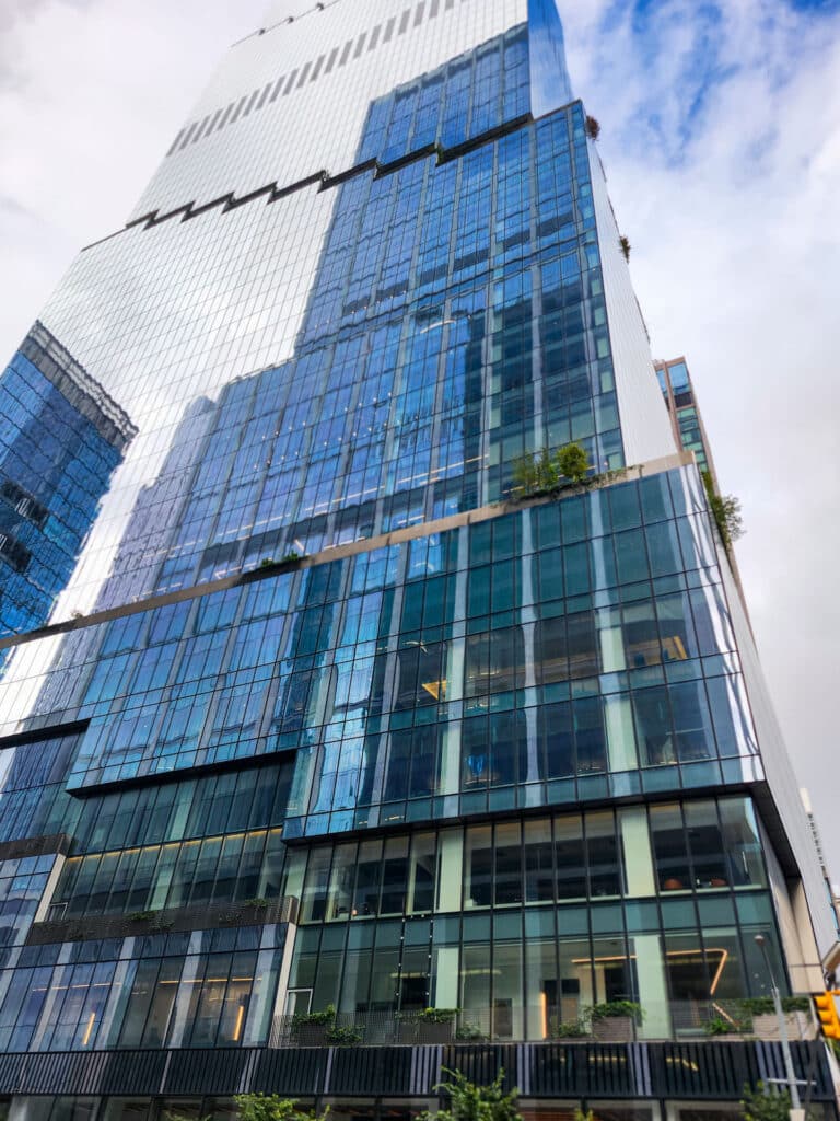 18-0138 NYCC – 66 Hudson Yard (Climbing Cocoon)_Photo_DPHV_LR(2)