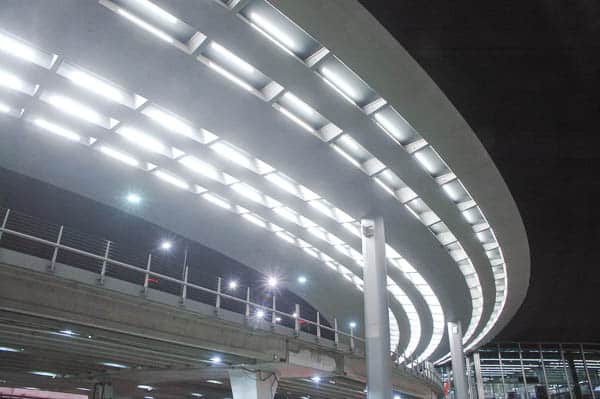 2005_airport_chicago_ohare_140.jpg
