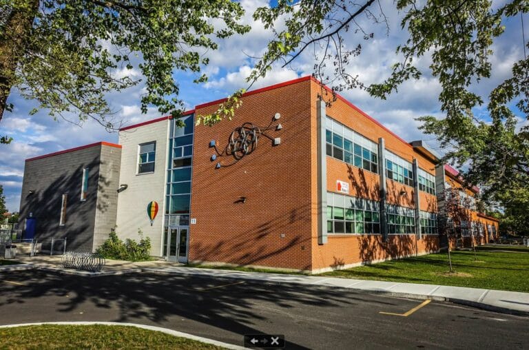 Ecole-St-Vincent-Marie-3.jpg